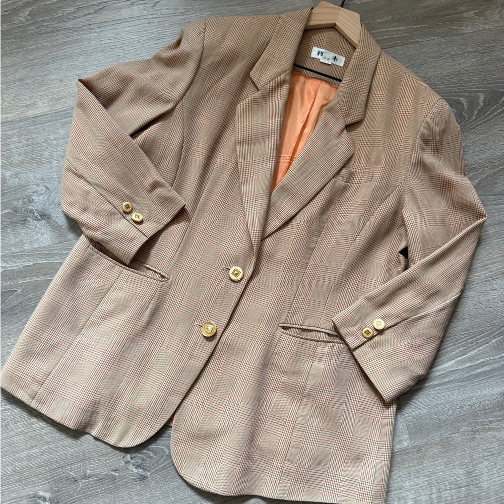 Vintage Oversized Tan Plaid Blazer with Gold Buttons – One Size